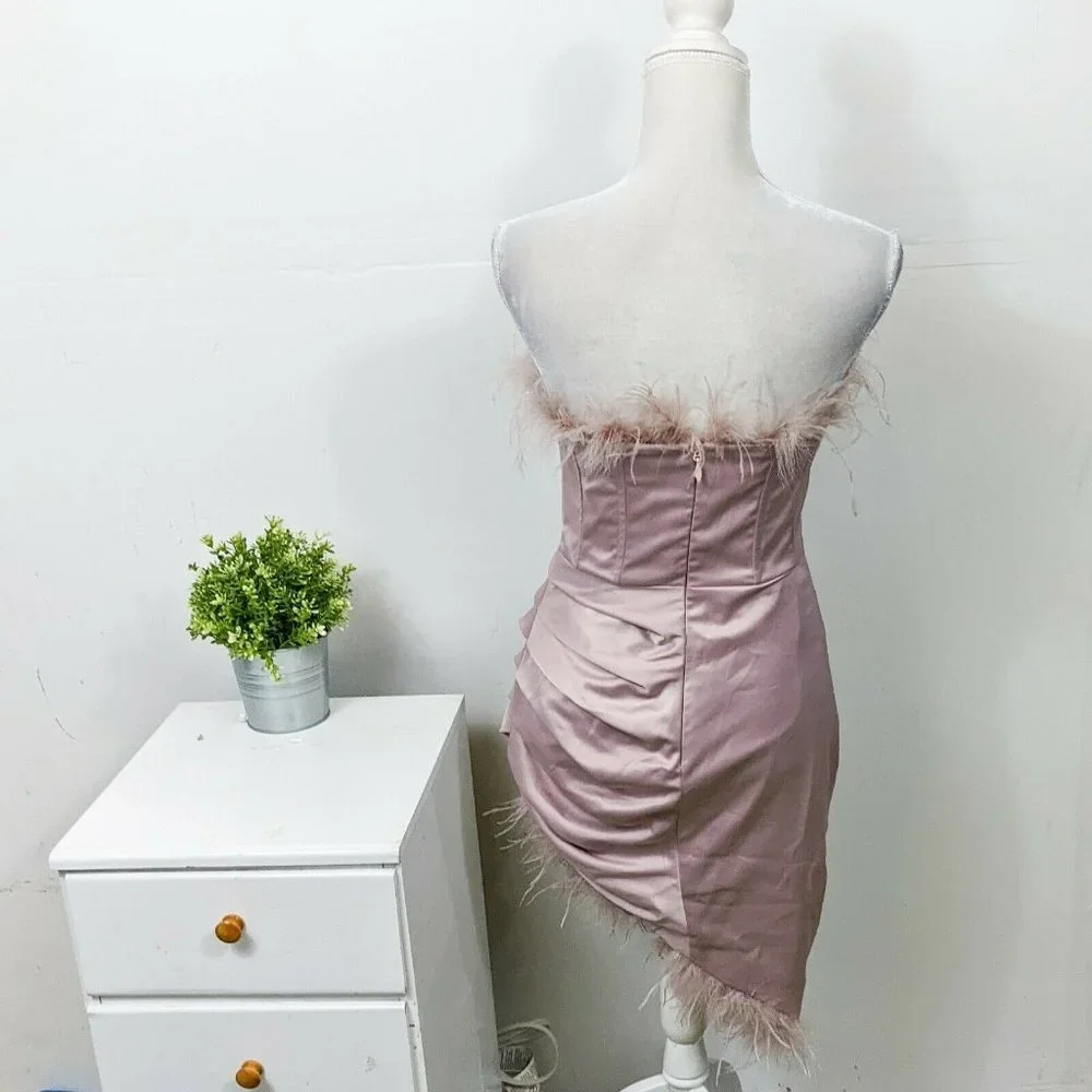 LAVISH ALICE NWT Pink Satin Feather Strapless Mini Dress Size 6 - Picture 4 of 9